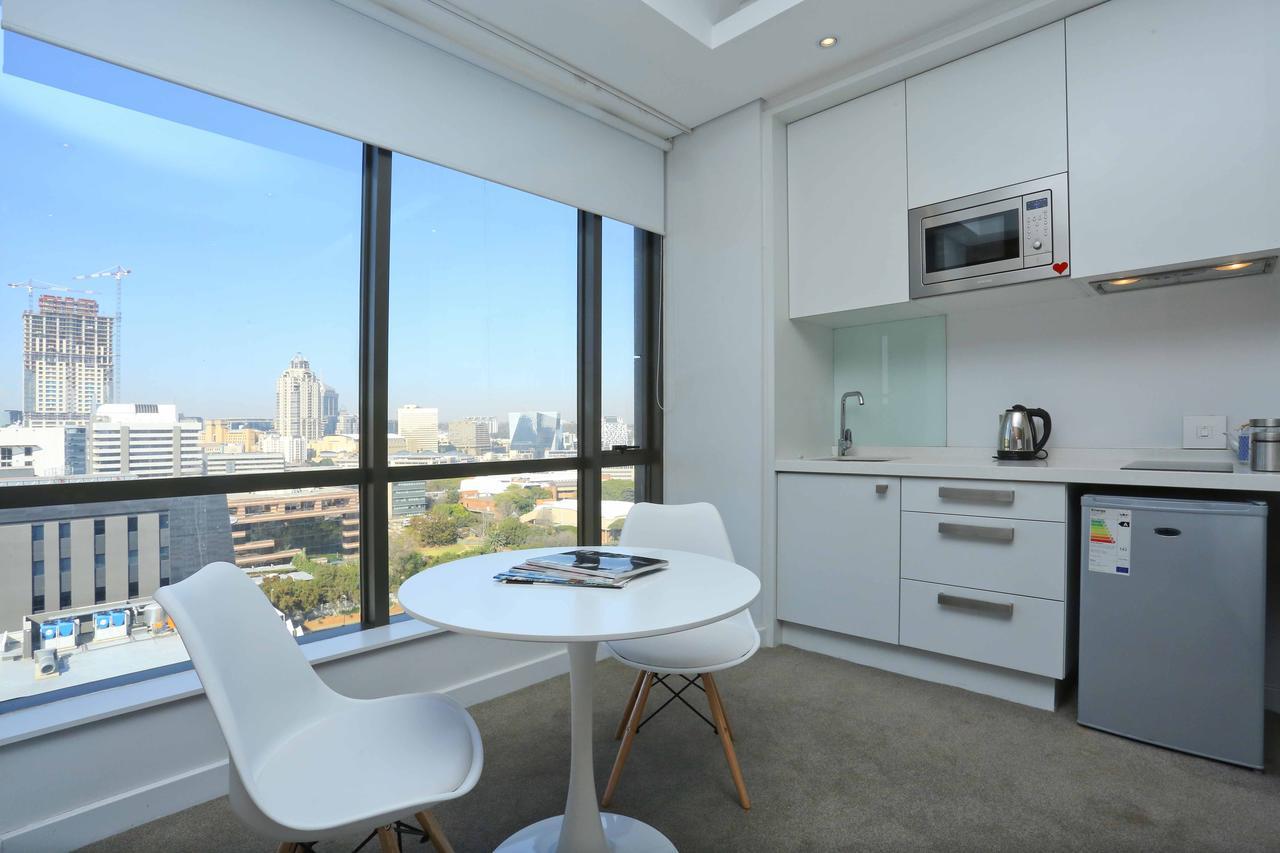 Sandton Skye Apartments Exteriör bild